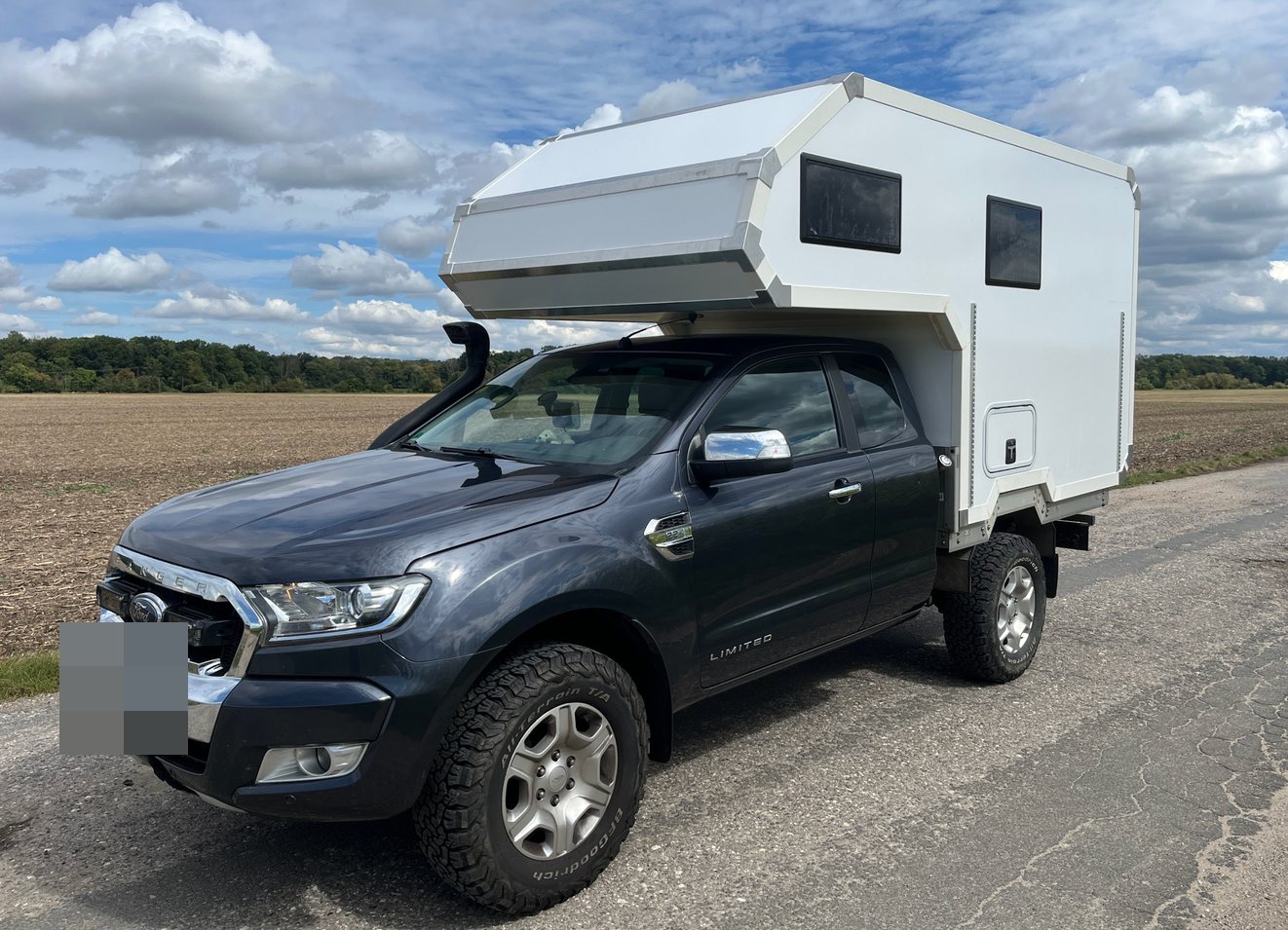 Ford Ranger 371: Absetzkabine mit Alkoven von Casamaki, Ansicht 1 von 3