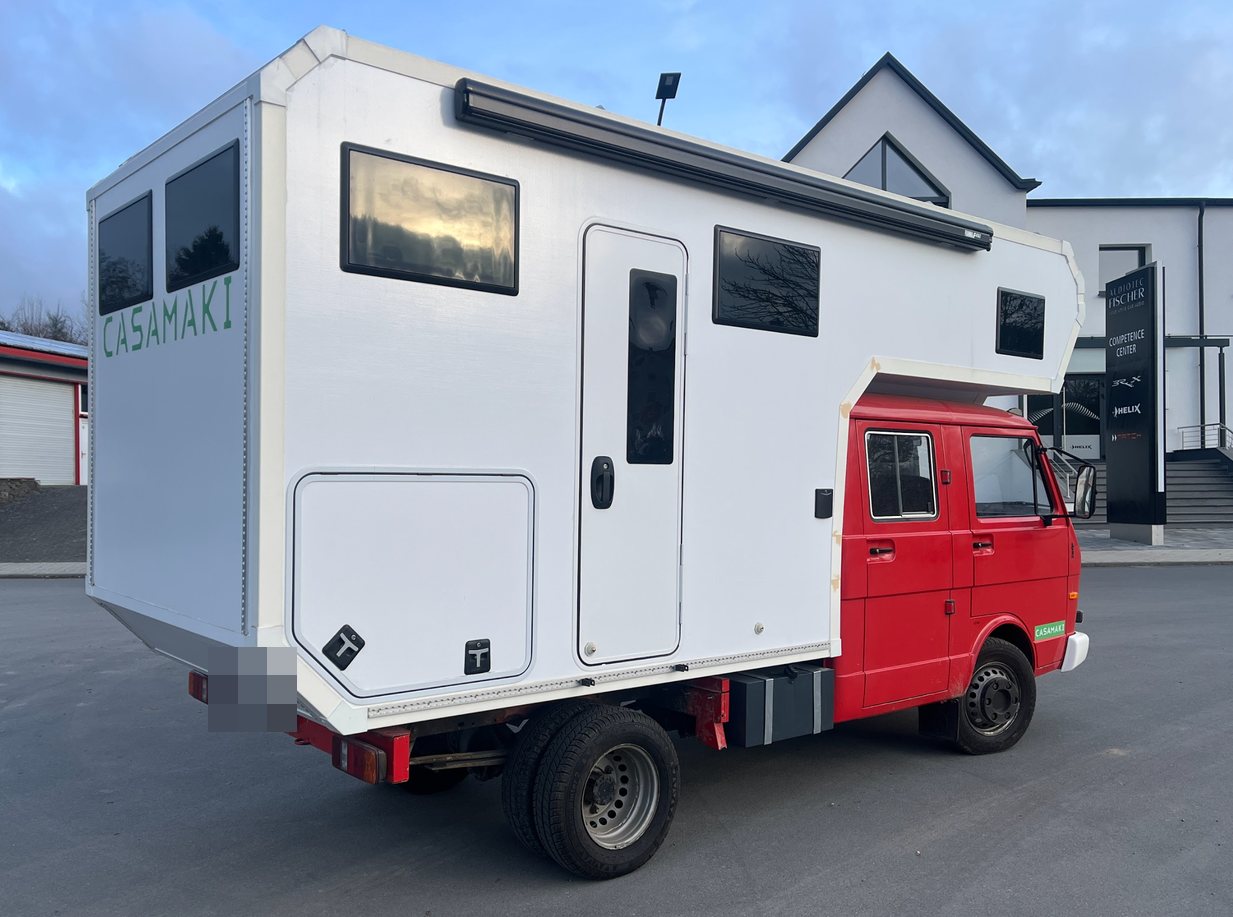 VW LT 50 Fridolin: Festaufbau mit Alkoven von Casamaki, Ansicht 2 von 3